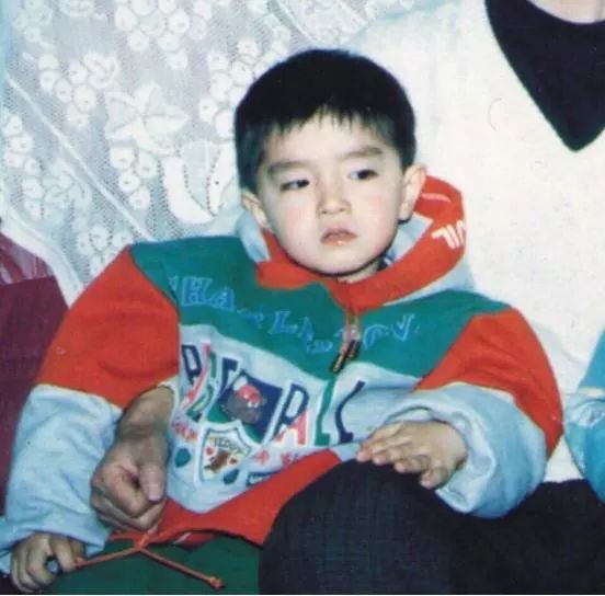 金瀚:我吻赵丽颖的时候,天天想着冯绍峰!