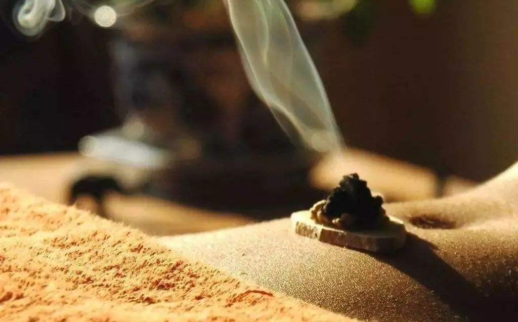 大晋医匠：中医理疗艾灸后常见的排病反应丨艾灸排病反应大全详解版