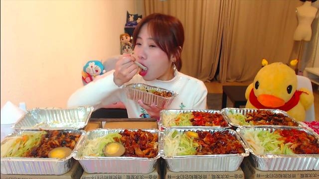 从普通人到大胃王,为什么密子君那么能吃?他说