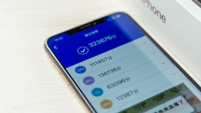 评测日记:我与女友对 iPhone XS Max 的十一天研究-笔尖星球 - 有趣有用的数字生活
