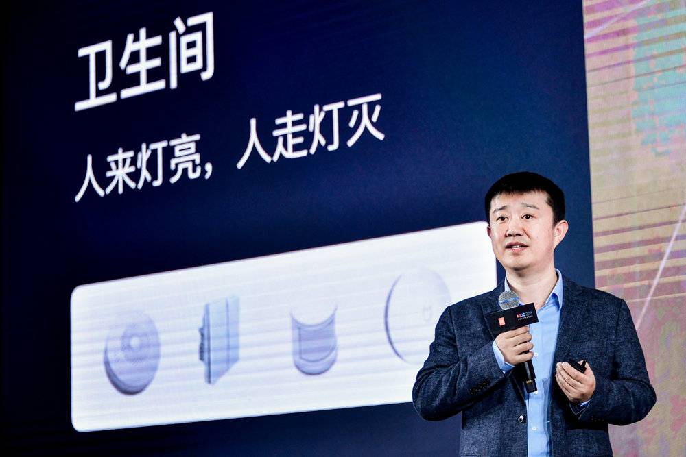  手机没搞头，小米 All in IoT