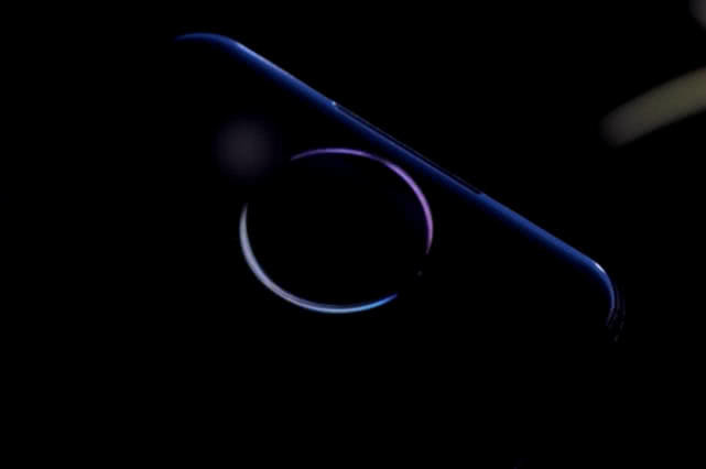 三摄+双屏！如此大胆的设计会是vivo NEX 2吗？