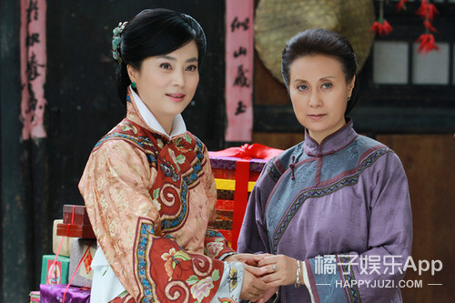 还记得《情深深雨濛濛》里的傅文佩吗？她现在长这样啦！