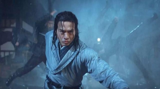 他星二代出身，却因没钱交学费而辍学，如今出演《将夜》演技被赞