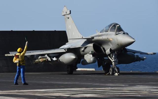 印空军表示要造231架光辉战机 网友：口气比脚气都大！