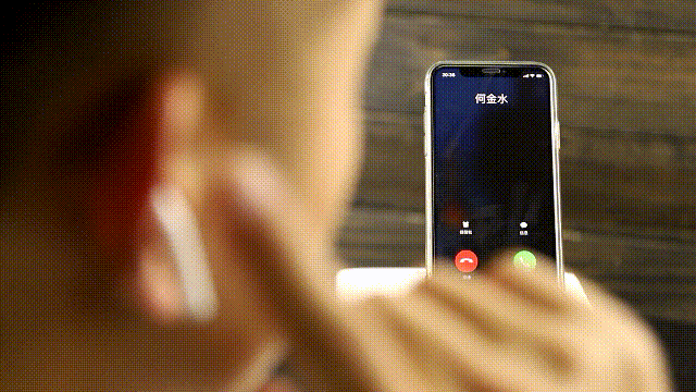 荣耀FlyPods Pro对决AirPods:国产耳机能否正面硬杠苹果大厂？