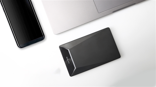 480GB 499元！影驰首款移动SSD开卖
