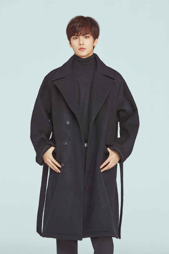 乐华七子新造型出炉!朱正廷范丞丞的朋克风小西装,帅得眼花缭乱