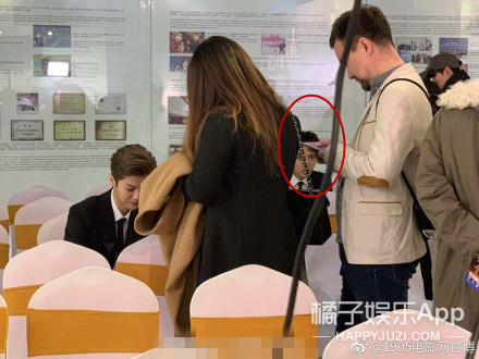 昨晚娱乐圈发生的这些事儿我能笑到明年吧？