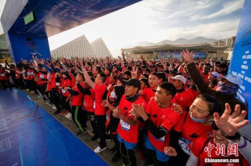 马拉松在中国遍地开花，为何总留下一地鸡毛？