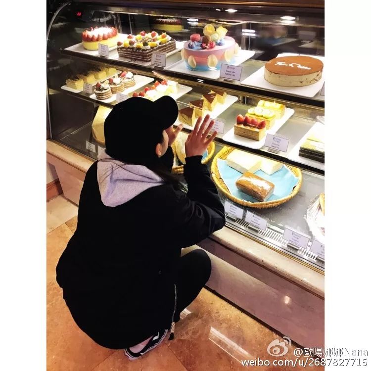 欧阳娜娜一边减肥一边吃高热量食物，人设啥时候崩？