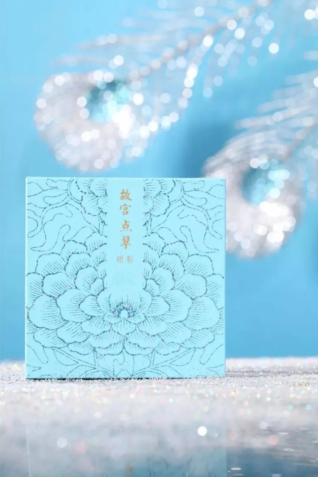 佟丽娅这种神仙都hold不住刷爆朋友圈的故宫口红？吴谨言却赢了…