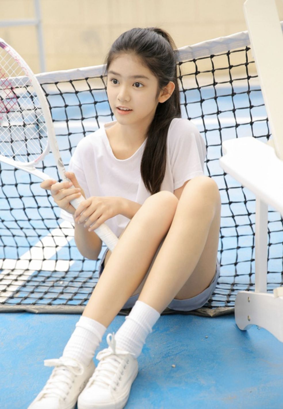 才13岁！就美到能演佟丽娅的少女期还搭档李易峰，什么来头？