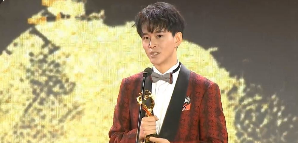 丝路凝聚力盛典现场:马苏久未亮相状态好,刘敏涛造型惊艳完胜!