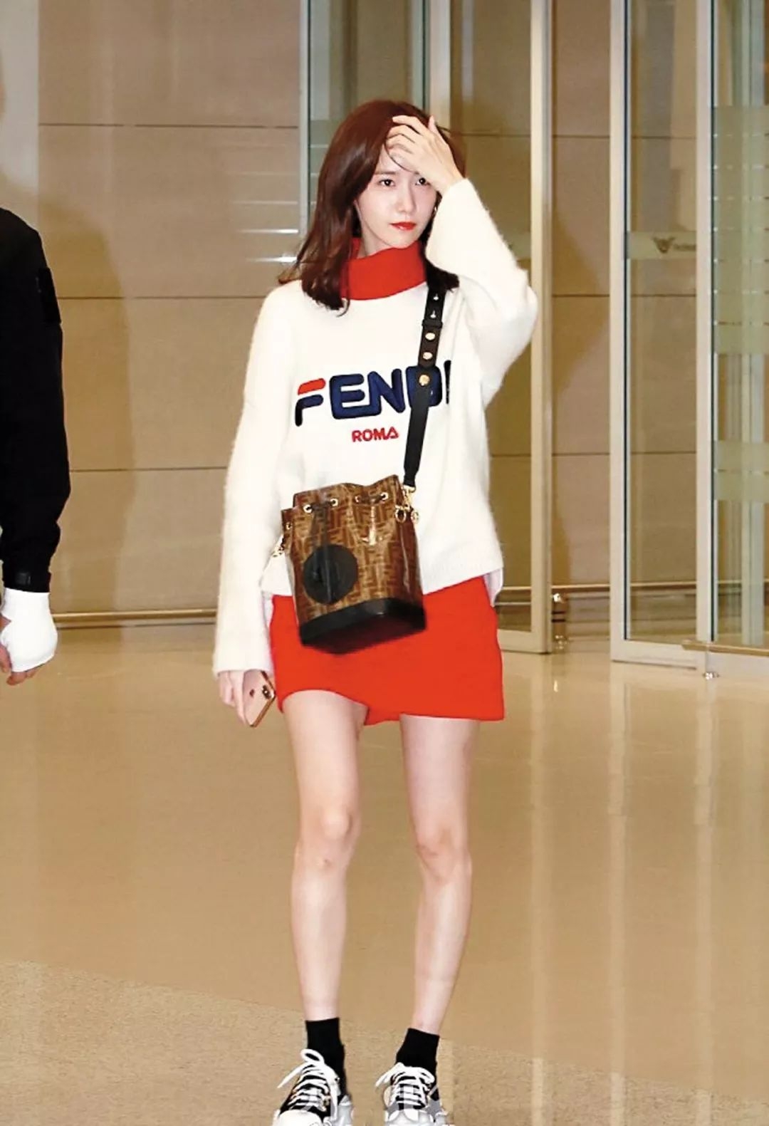 时髦不臃肿，被蔡徐坤、杨超越、吴谨言的毛衣疯狂种草