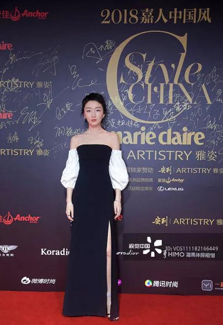 杨幂最近的红毯怎么了,就没穿过一件好看的衣服