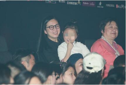 劉德華6歲女兒首次公開露面，網友：長得真像劉德華 娛樂 第3張