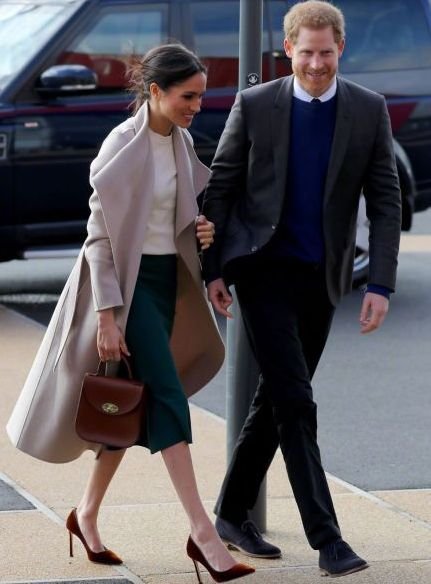 她的脸才是真·上辈子拯救了银河系！可我最羡慕的却是这个部位···