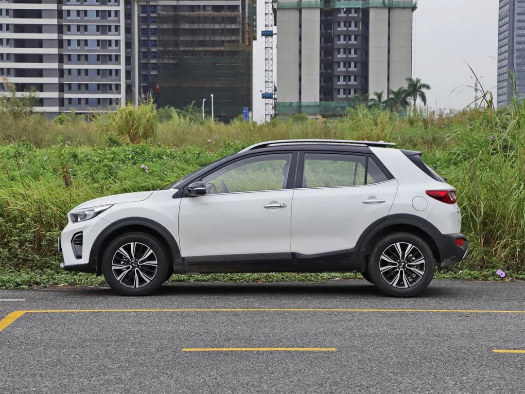 外观好看的suv F0E3F0DFB868390D94A3FF0F5B1A2A23945C161B_size191_w1080_h810.jpeg