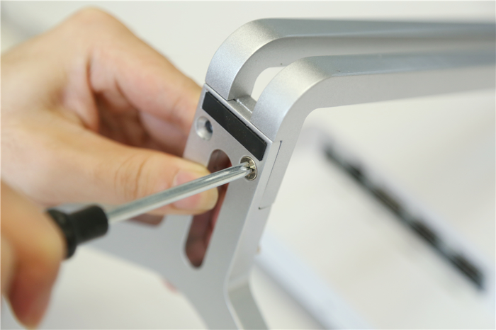  航嘉X2471C显示器