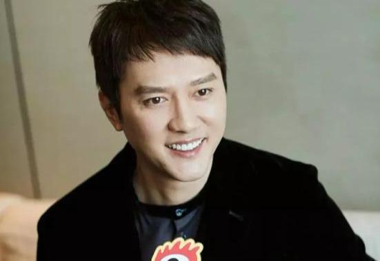 冯绍峰回应赵丽颖怀孕！还自曝婚后生活细节：因互相吸引走到一起