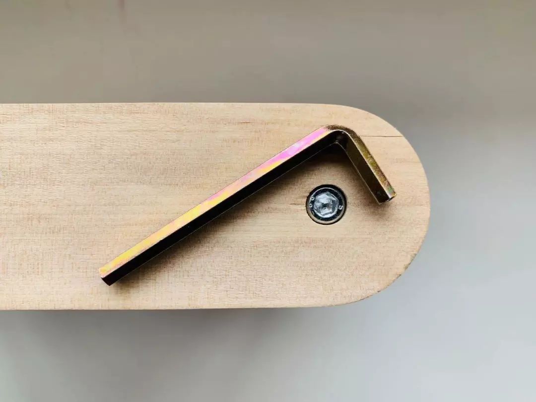 应对残酷的2019，有营销人必备热点月历傍身，一路过关斩将转出好运来 | 好书优选