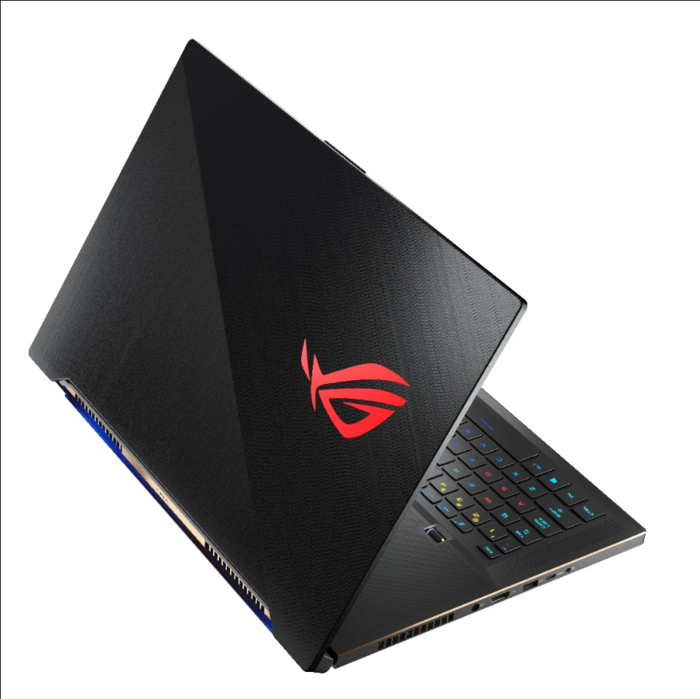 搭载RTX 2080显卡!CES 2019 ROG发布冰刃3s Plus