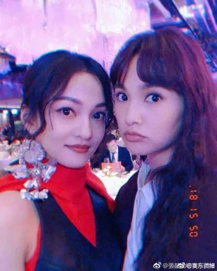 35岁的台湾甜妹和泰国全民女神同框居然把对方碾压得渣都不剩！