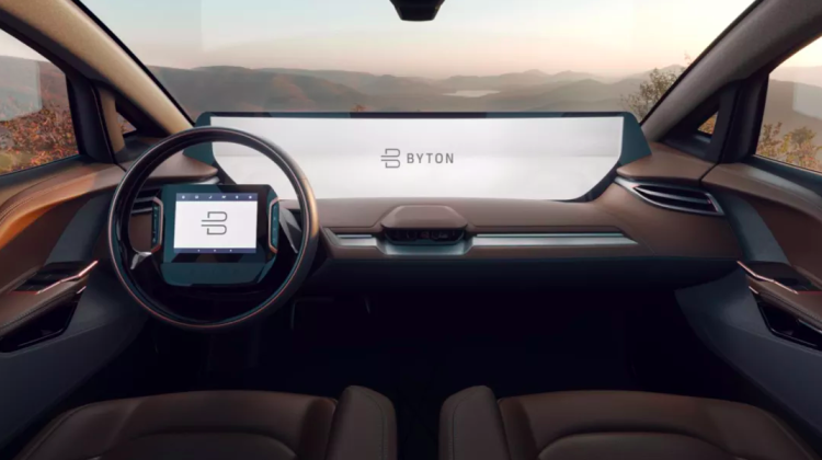 拜腾又耍酷了，48吋中控大屏要像手机一样交互？