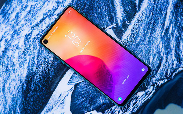 早报：三星用千元机反攻印度市场/微信面临四面楚歌？