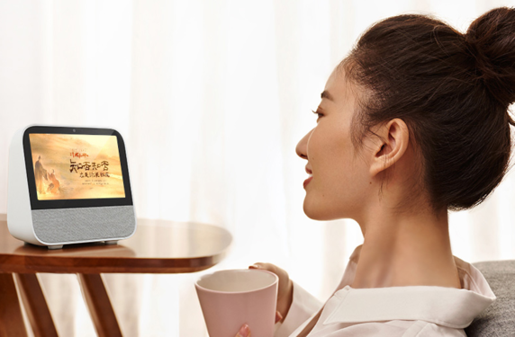 萌坏了！ 首款带屏天猫精灵-天猫精灵CC开启限量众测