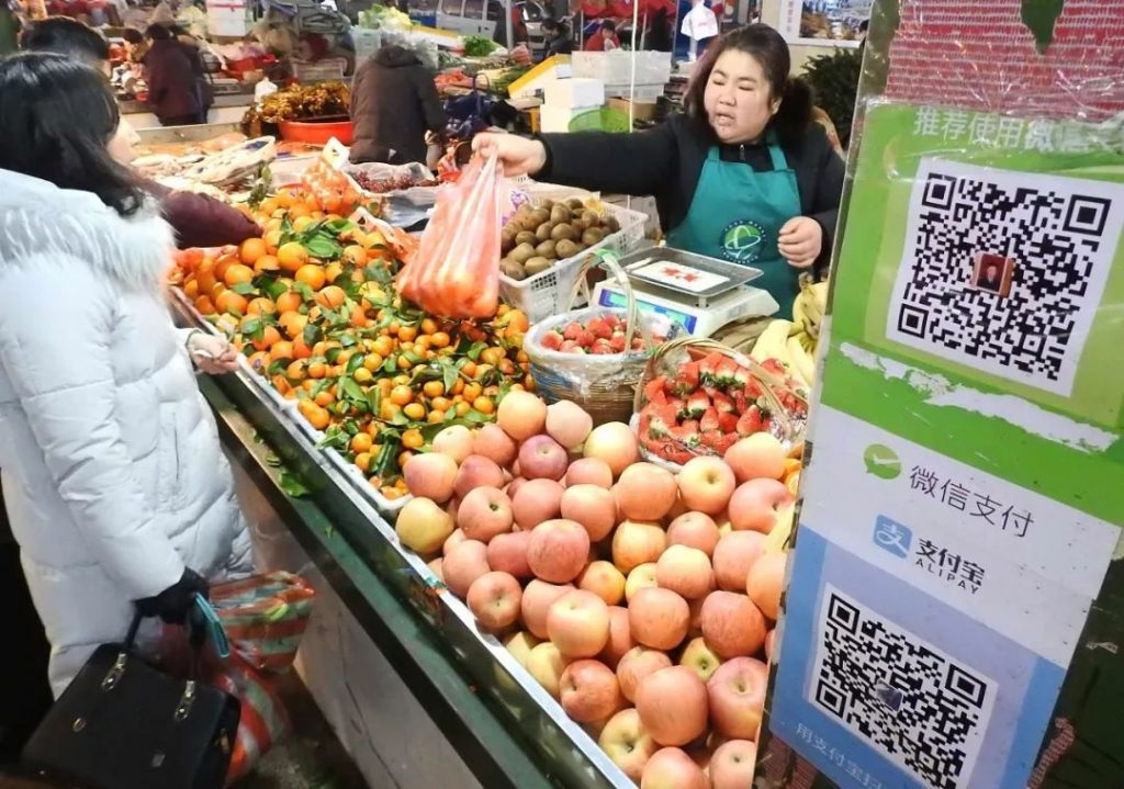 被无现金社会抛弃的人