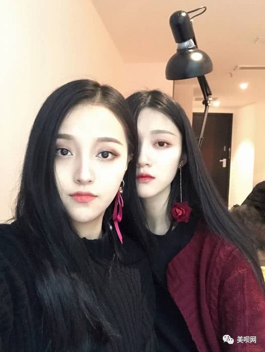 上翘眼、高鼻梁、暗黑唇,原来禁欲系美女都长