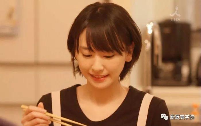 你和欧阳娜娜的短发相比差在哪儿？