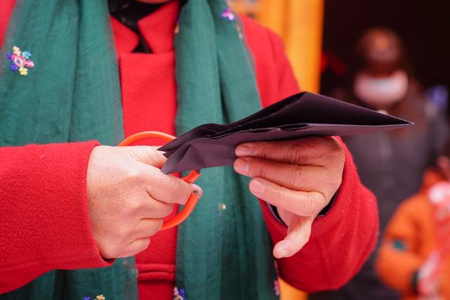 捶草印花、黑色剪纸、非遗陕州惊艳了女儿的寒假