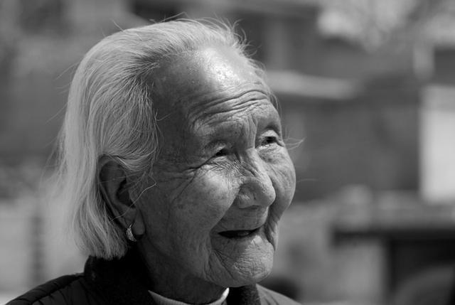 "老人变坏"或许是心理疾病!