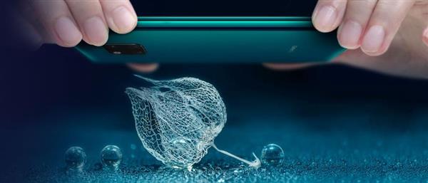 “微”观爱意 “广”纳甜蜜！情人节拍照选华为Mate 20系列就对了