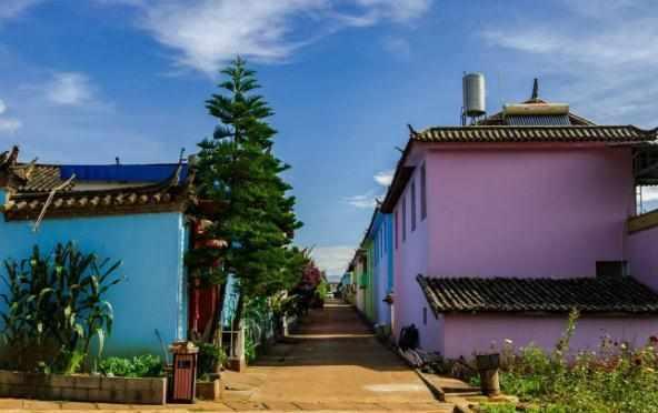 国内旅游:丽江“玫瑰小镇”——绚丽多彩的梦幻村庄