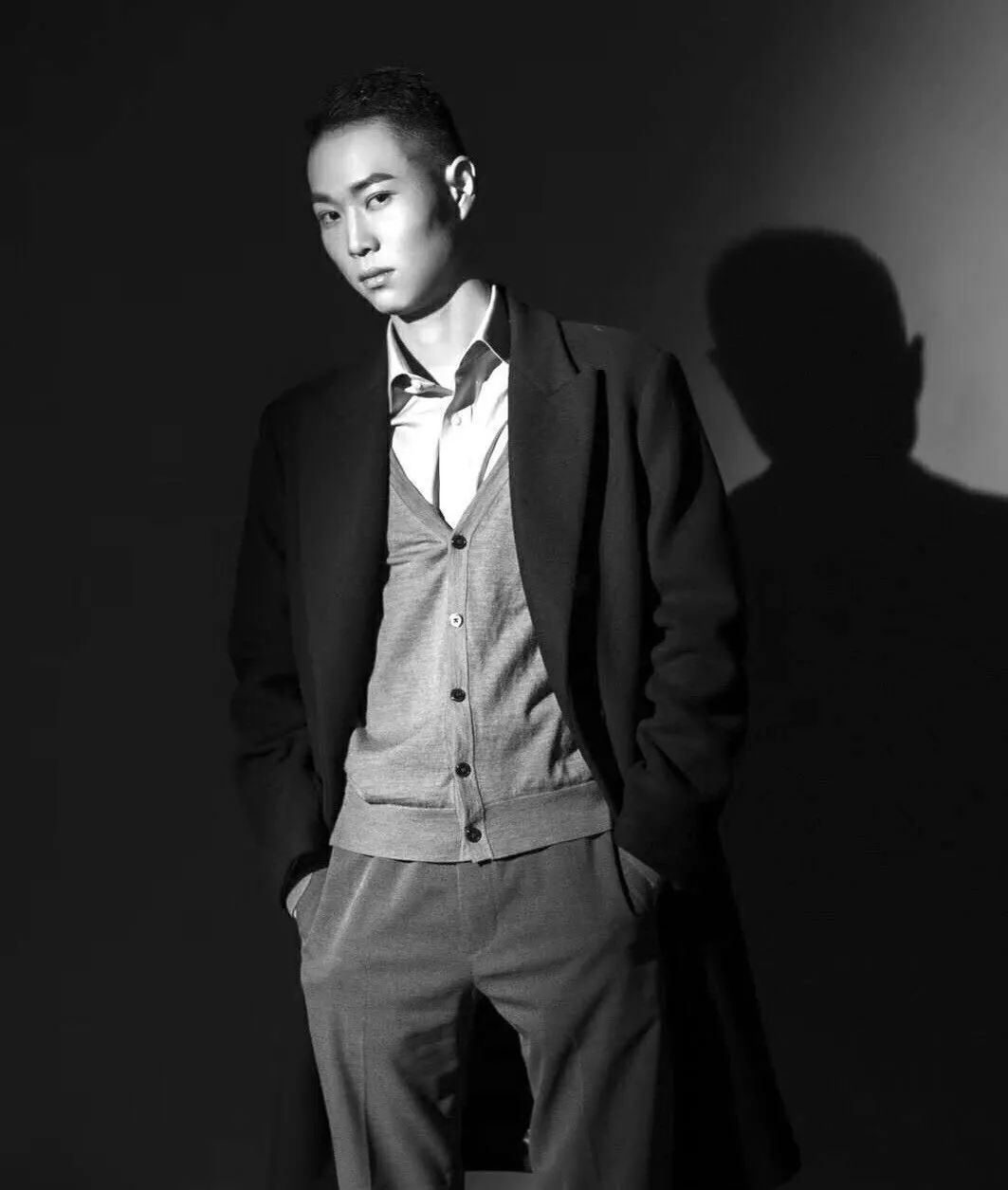 网红少年相亲余罪