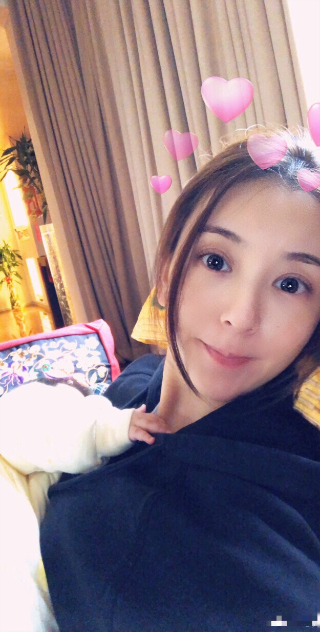 方媛二胎6个月仅90斤，怀女儿时因腹部平坦被疑假孕