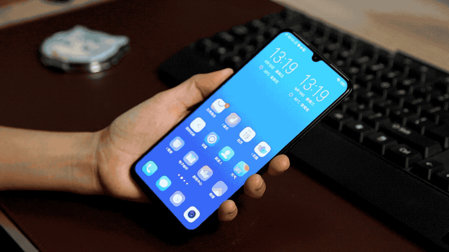vivo jovi 实时公交打开出行新世界大门
