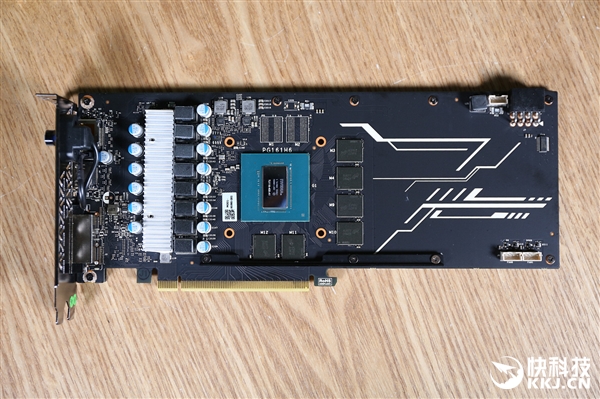 七彩虹iGame GTX 1660 Ti Ultra 6G显卡拆解图赏