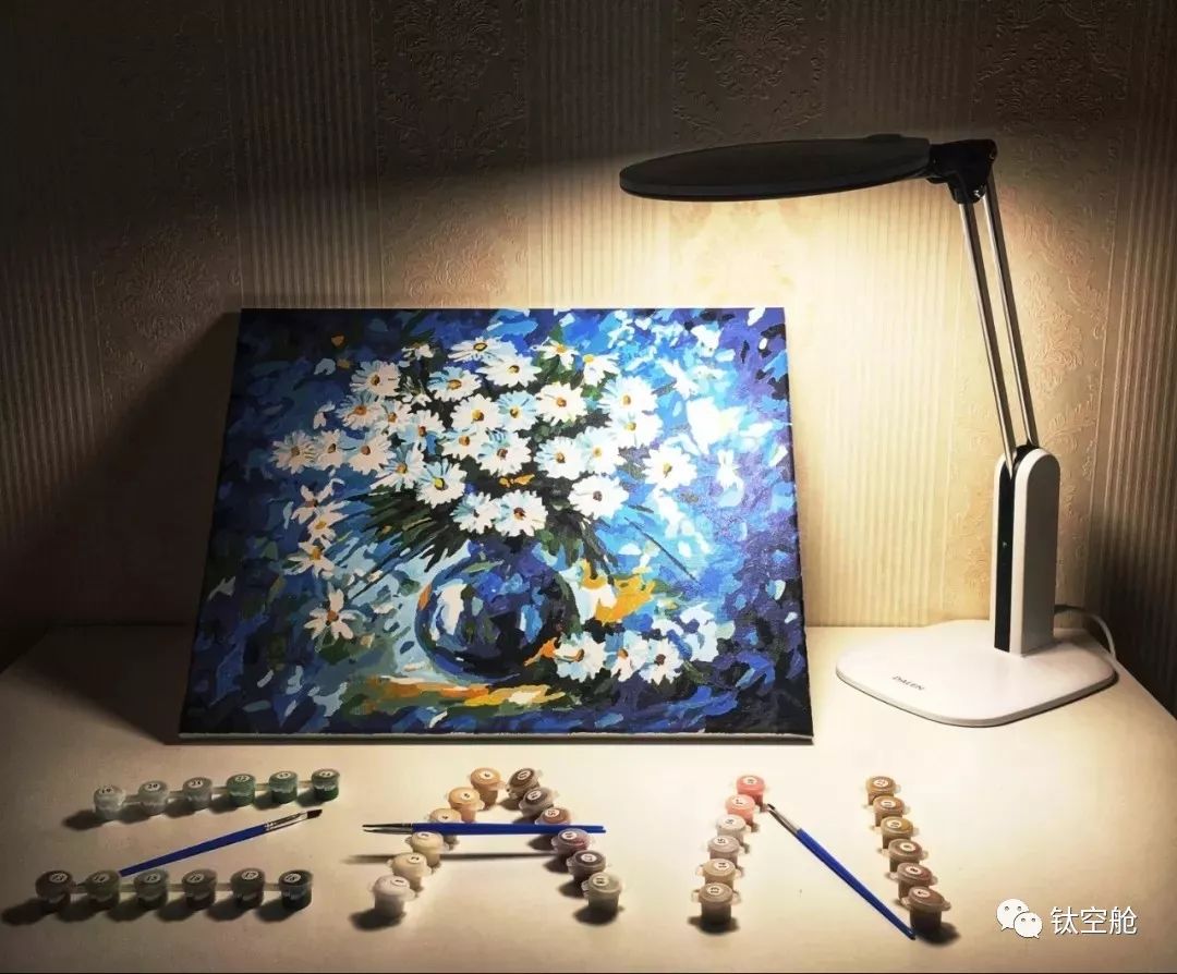 开学季如何给孩子挑选一个无蓝光频闪危害又安全护眼的台灯？ | 智慧星球