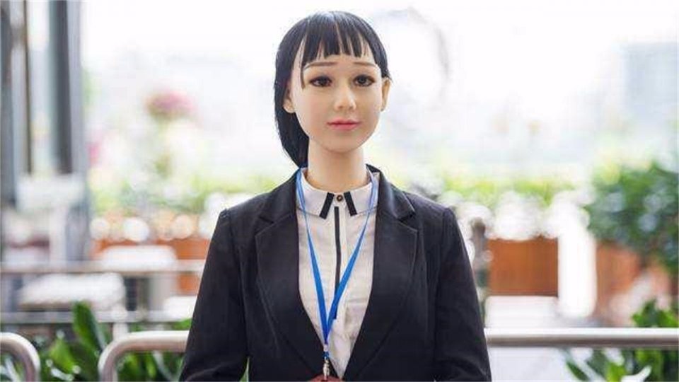 日本发明出情感机器人，对于男人来说，是好还是坏呢