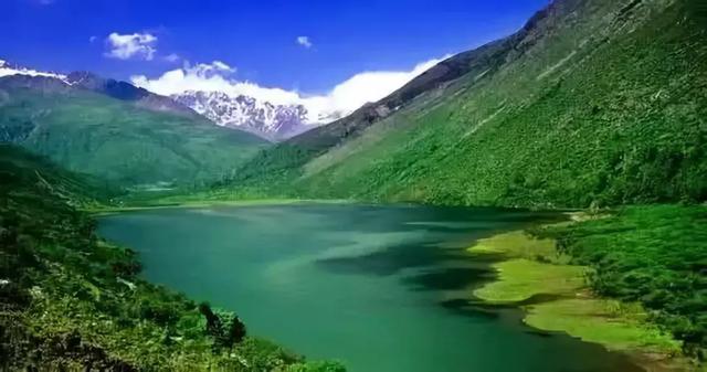 不用去瑞士,成都也要有山地火车了,直达四姑娘山!