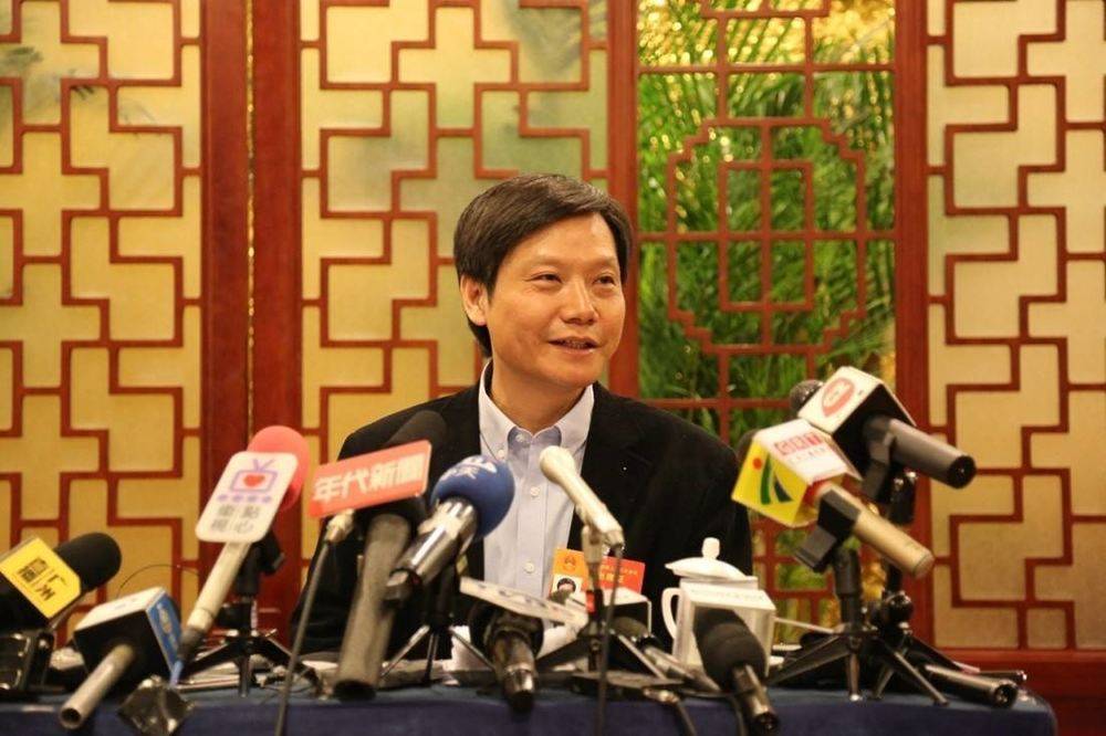 【虎嗅晚报】褚时健去世;华为通过银团贷款向五家中资银行募集140亿元贷款