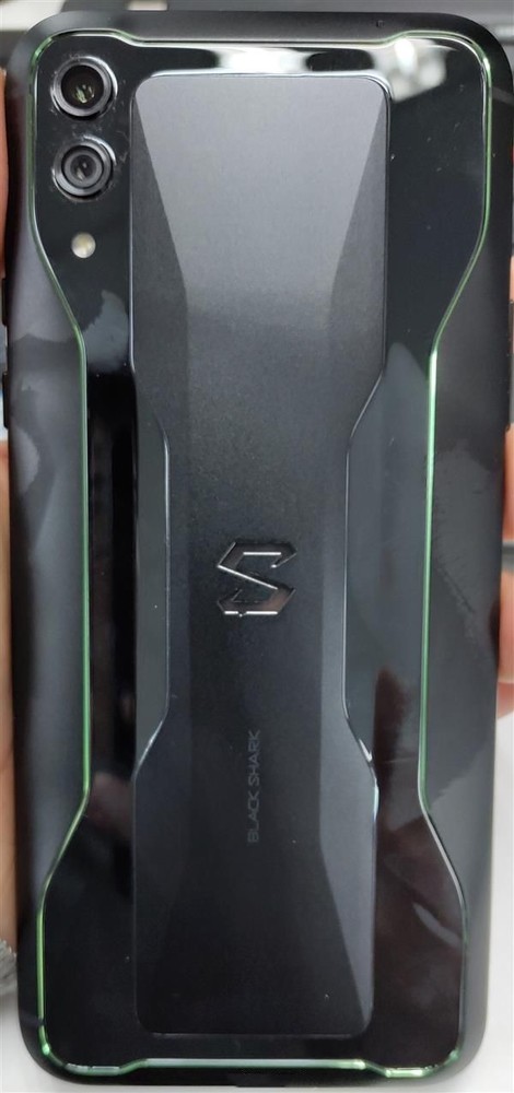 黑鲨游戏手机2真机曝光 12GB运存+骁龙855跑