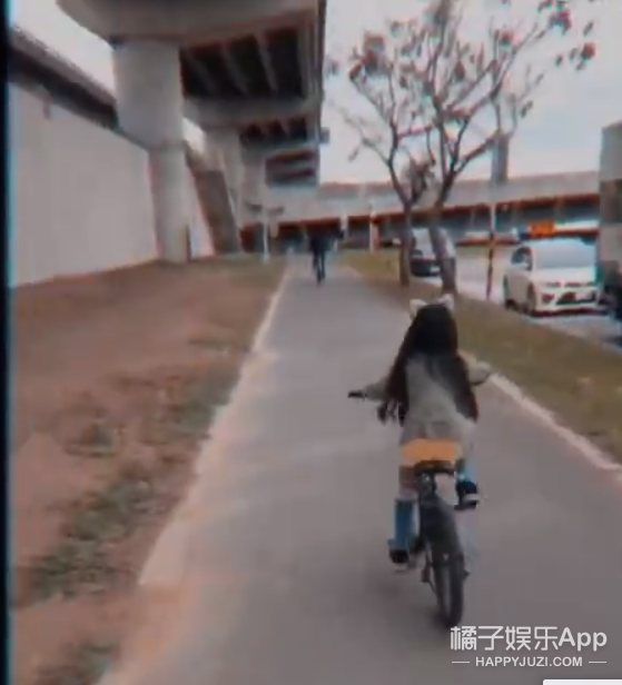 还记得《爸爸去哪儿2》里的Grace吗？她现在长这样啦