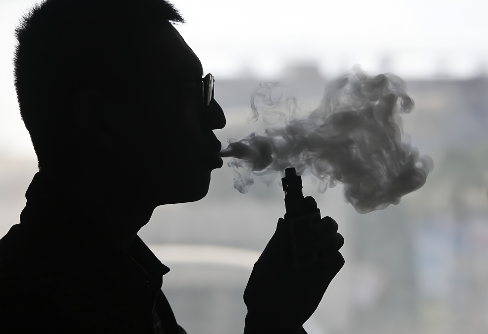 315后多家电商APP下架“电子烟”关键词,京东今日恢复搜索结果丨钛快讯