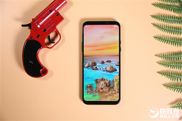 骁龙855+液冷3.0!黑鲨游戏手机2图赏